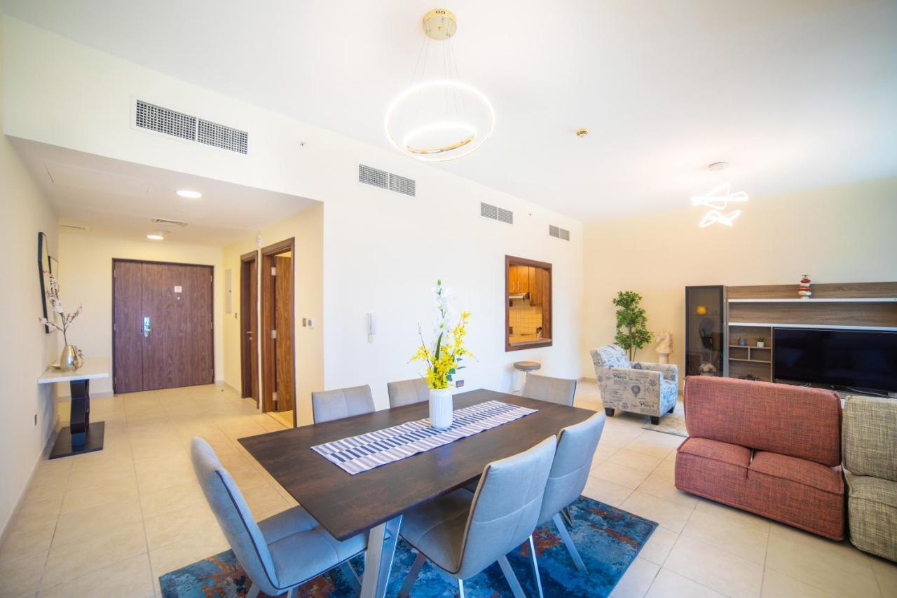 Scenic 2 Bedroom Apartment - Downtown Business Bay Dubai Exterior photo