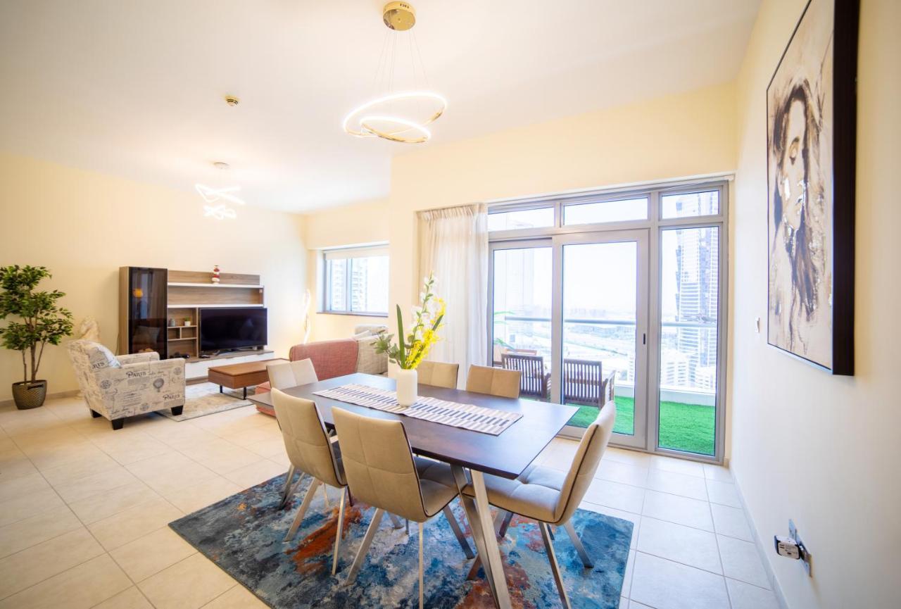 Scenic 2 Bedroom Apartment - Downtown Business Bay Dubai Exterior photo
